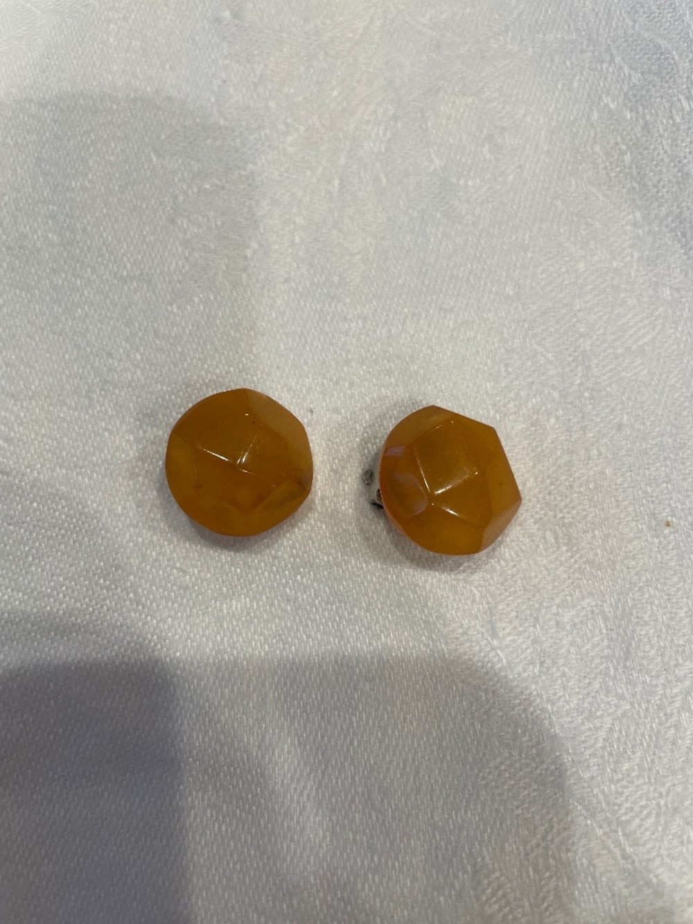 Vintage amber clip earrings